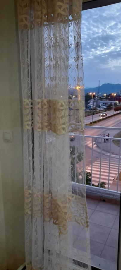 Apartment Luka พอดโกริกา ภายนอก รูปภาพ
